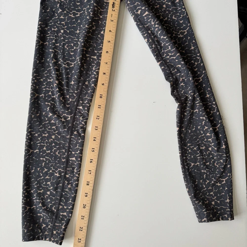 Varley Luna Yoga Leggings Tortoise Leopard size Small